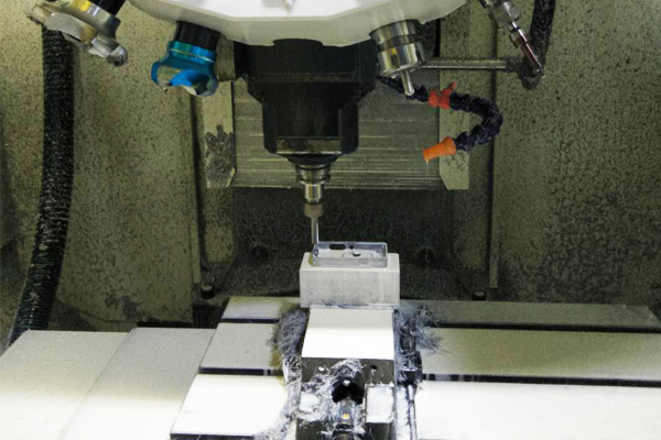 加工小零件用什么機(jī)床加工又快又好,圓型的。