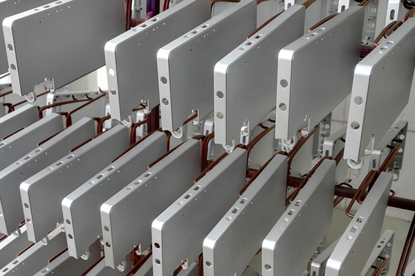 成功案例:鋁外殼CNC加工的應用(鋁零件cnc加工視頻) 成功案例:鋁外殼CNC加工的應用(鋁零件cnc加工視頻)(圖1)