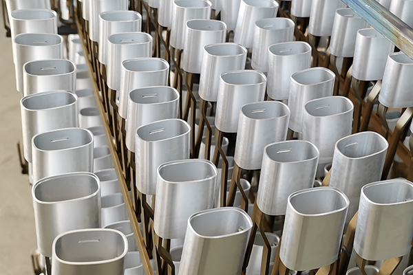 鋁合金的表面處理工藝有哪些?機加工人員需要知道的(圖1) 鋁合金的表面處理工藝有哪些?機加工人員需要知道的(圖1)