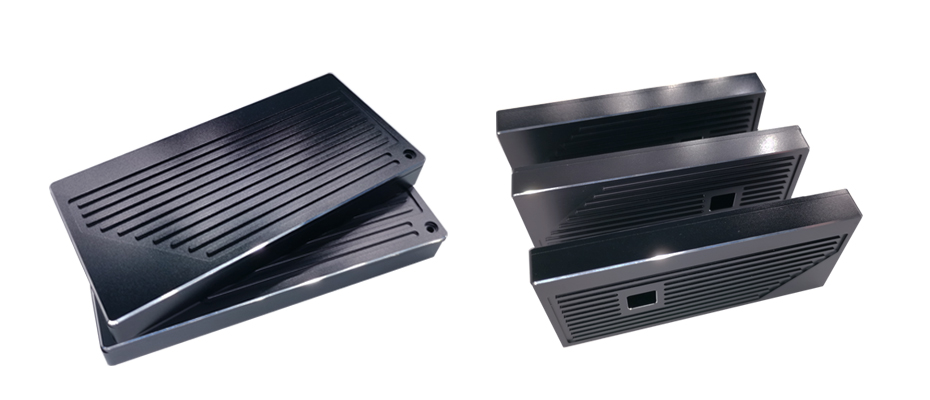 固態(tài)硬盤盒外殼加工(圖1) 固態(tài)硬盤盒外殼加工(圖1)