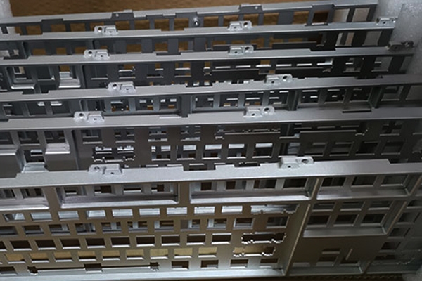 揚州制造：質優(yōu)價廉的鋁合金儀器外殼