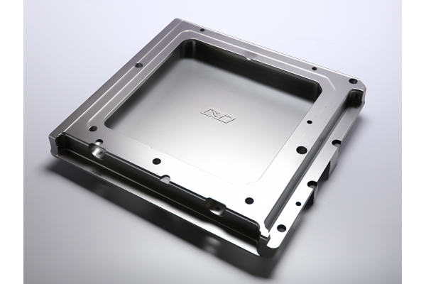 選對加工廠，CNC鋁合金外殼零風險(cnc加工鋁合金材料)